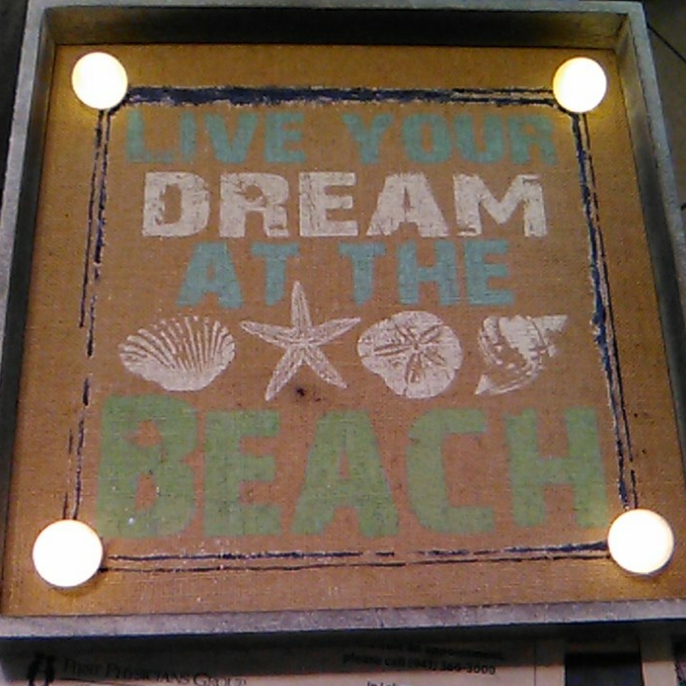 Lighted Beach Sign - Picture 4 of 16